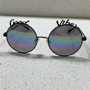 Good vibes sunglasses